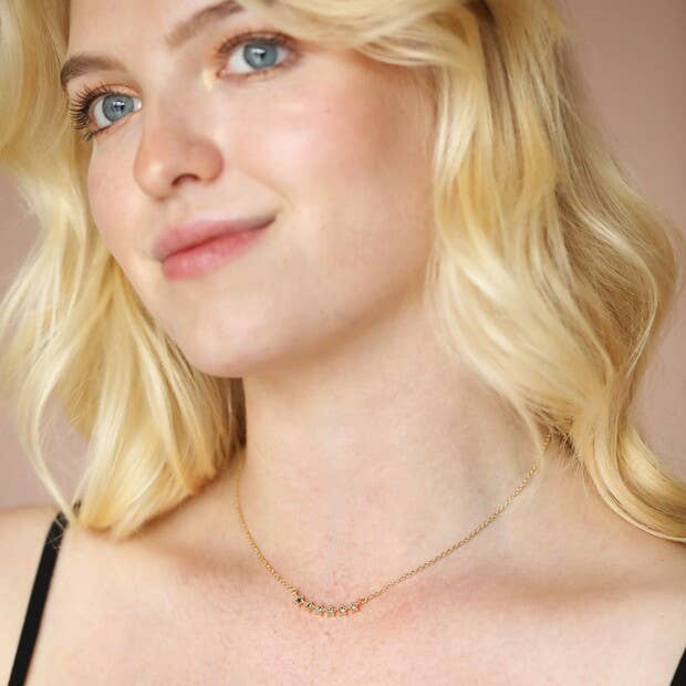 Ombre Crystal Star Bar Necklace in Gold