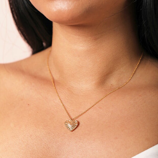 Sunbeam Heart Pendant Necklace in Gold