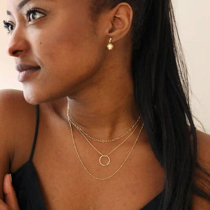 Hammered Halo Pendant Necklace in Gold