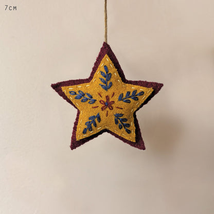 Folk Art Star Hanging Decoration