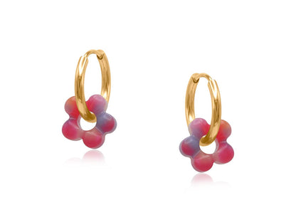 CHARLOTTE RESIN FLOWER HUGGIE PETITE EARRINGS