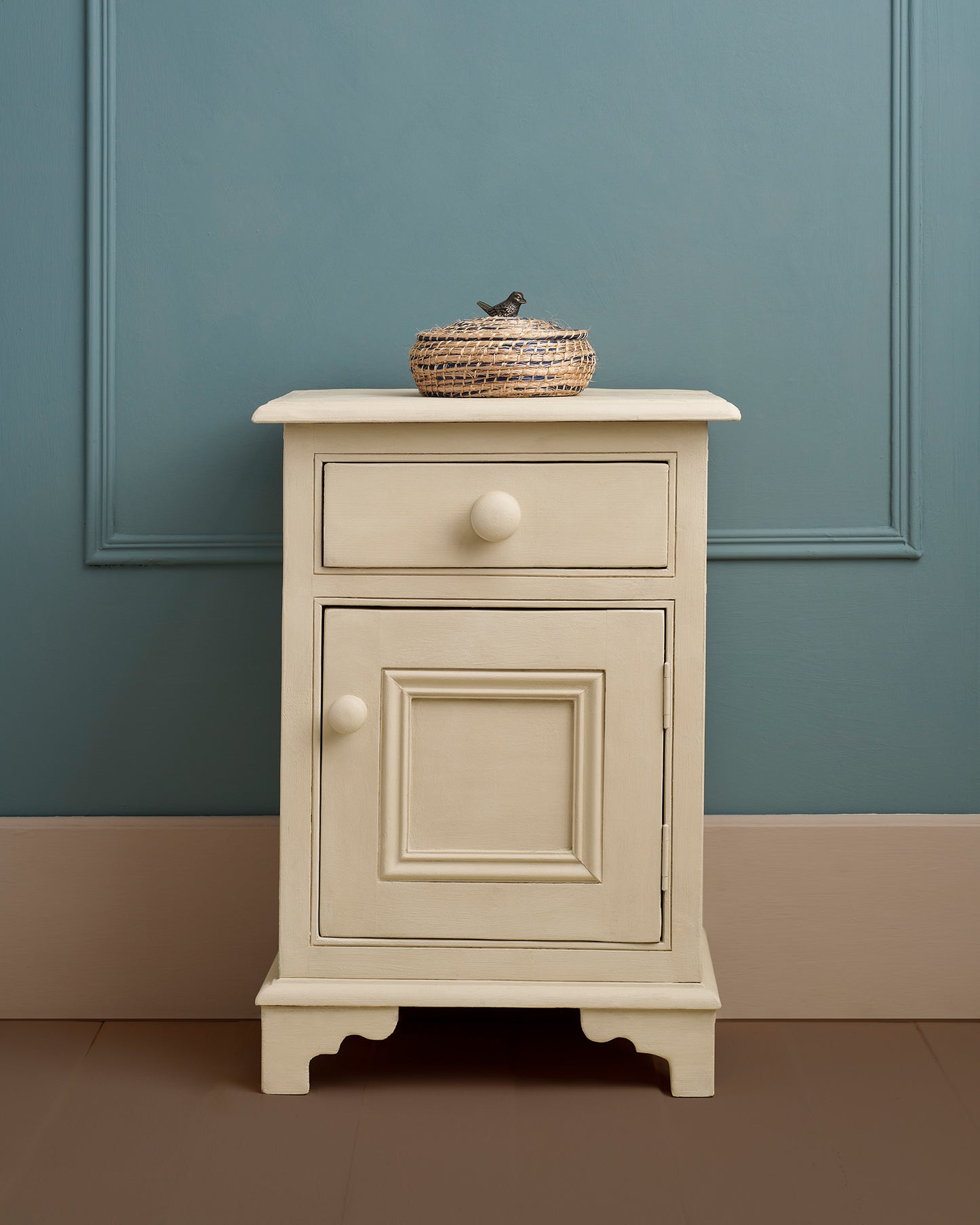 Canvas Annie Sloan Chalk Paint | 120ml | 500ml | 1 litre