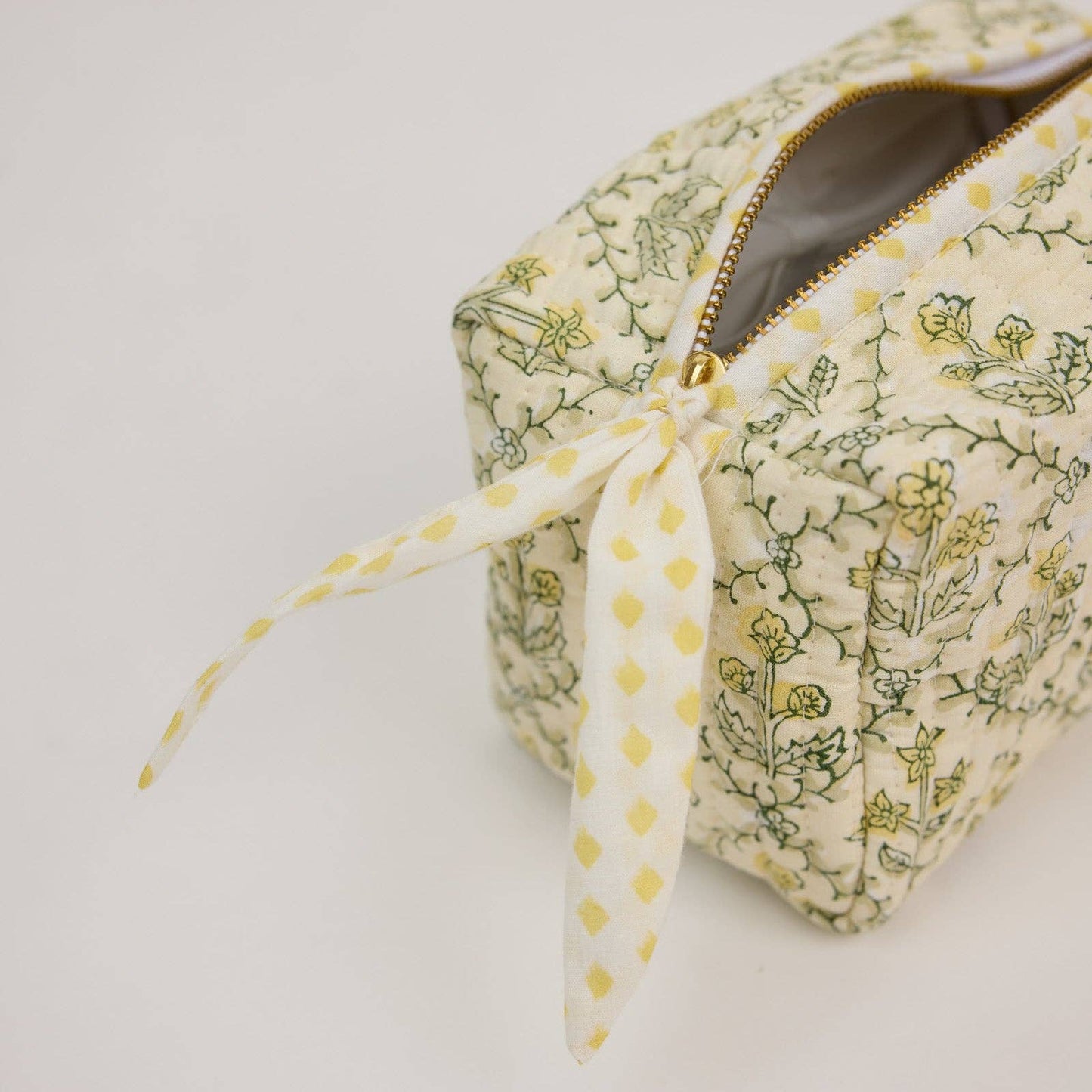 Organic Cotton Toiletry Bag (Small)  - Floral Lattice Buttercream