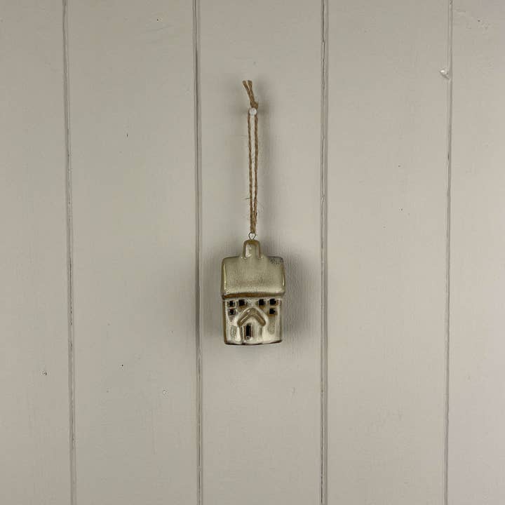Beige Mottle Ceramic Hanging House Decoration (7cm)