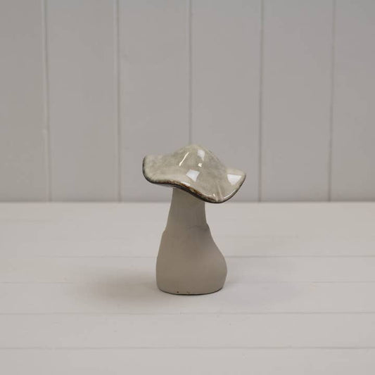 Beige Mottle Ceramic Mushroom Decoration (13.5cm)