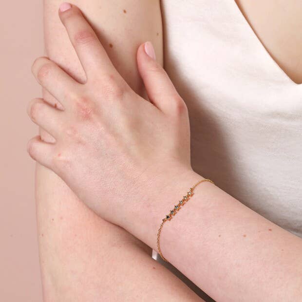 Blue Ombre Crystal Star Bar Bracelet in Gold
