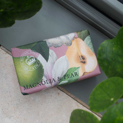 Kew Gardens Magnolia & Pear Soap