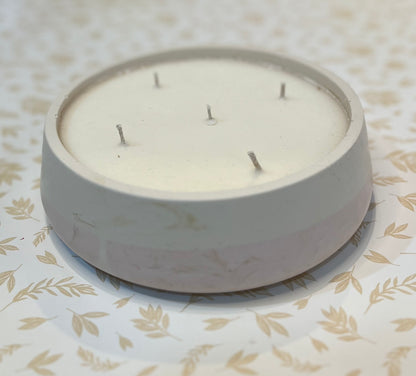 Handpoured soy candle in Jesmonite bowl