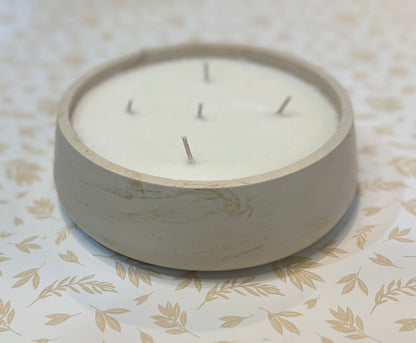 Handpoured soy candle in Jesmonite bowl