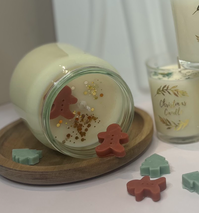 Warm Gingerbread Candle