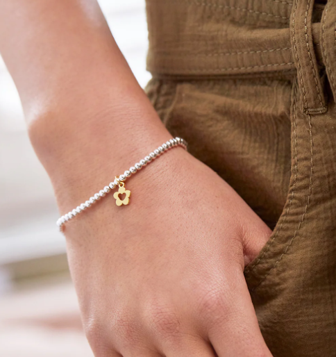 Flower And Heart Sienna Bracelet - Gold Plated