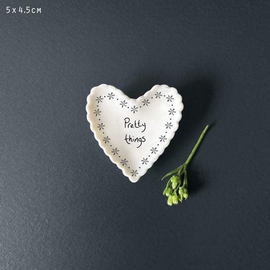 Porcelain Small Scallop Heart Dish - Pretty Things