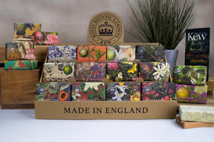 Kew Gardens Magnolia & Pear Soap