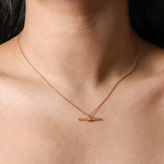 Crystal Feature T-Bar Pendant Necklace in Gold