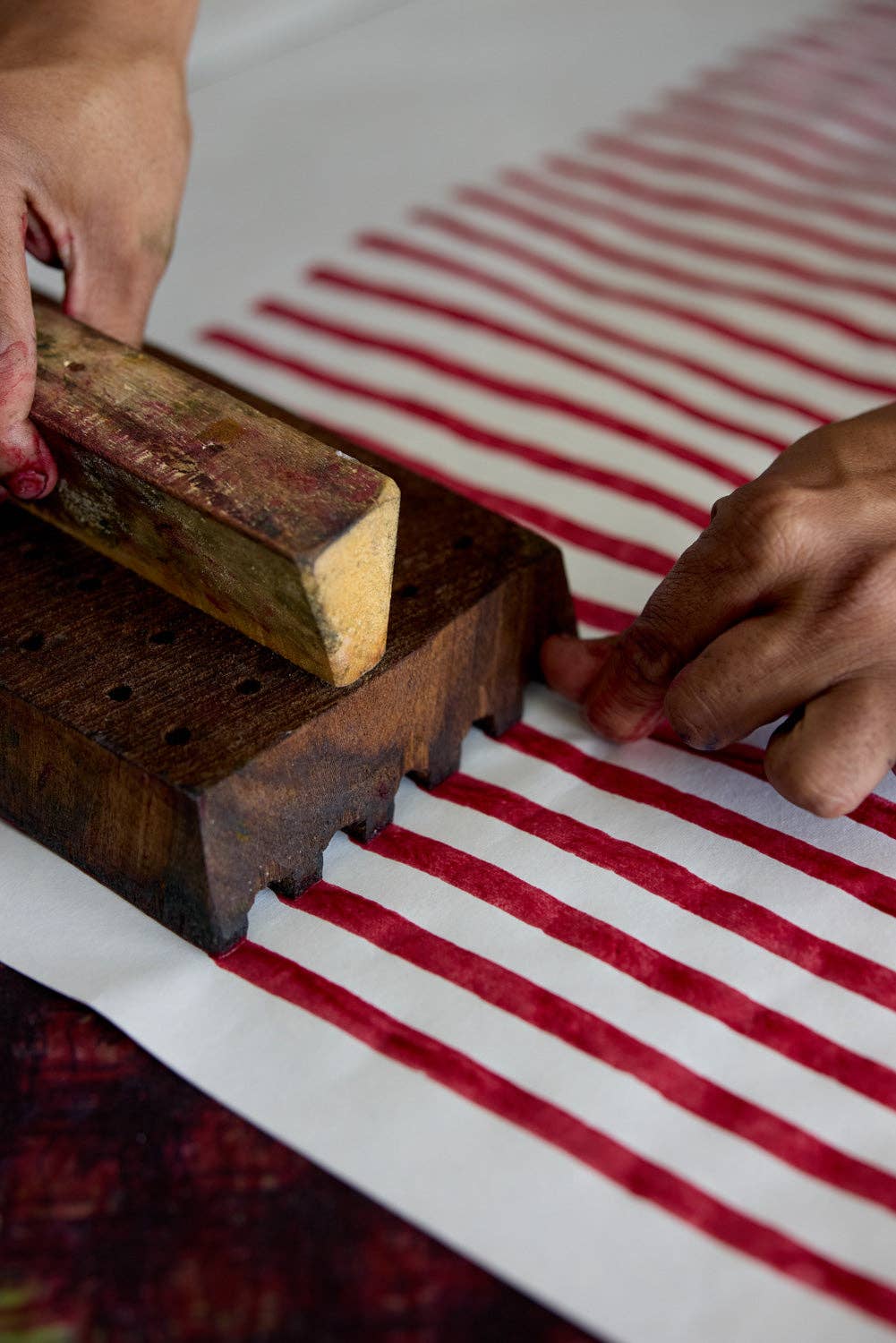 Block Printed Wrapping Paper Sheets - Gingham Christmas Pudding